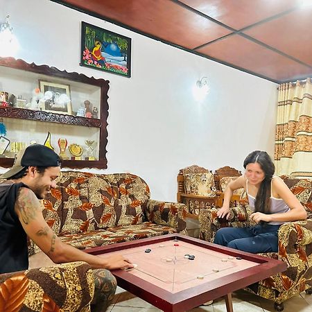 Grand Refuge Holiday Rooms 아누라다푸라 외부 사진