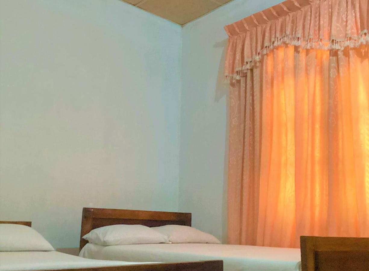 Grand Refuge Holiday Rooms 아누라다푸라 외부 사진