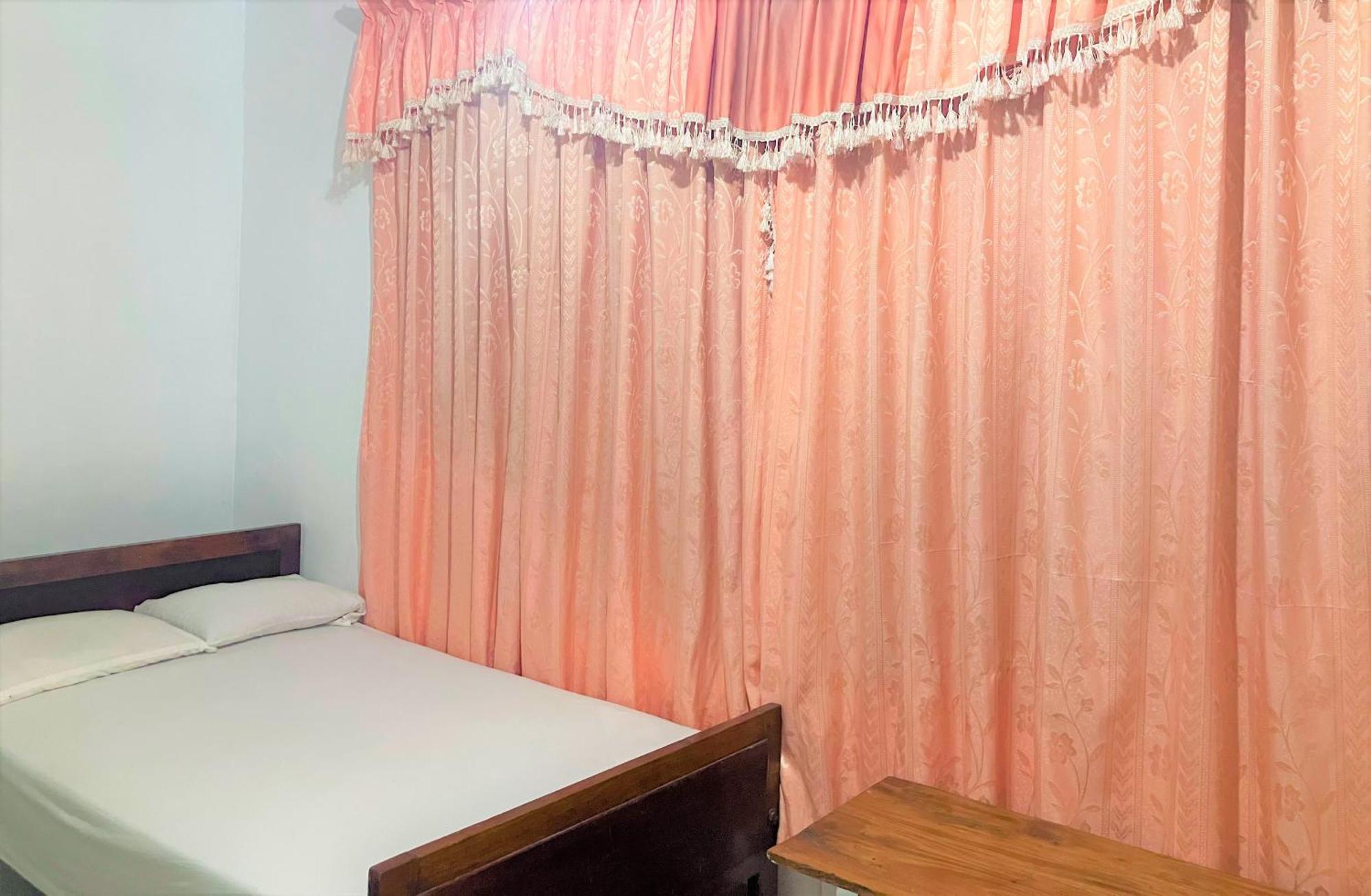 Grand Refuge Holiday Rooms 아누라다푸라 외부 사진